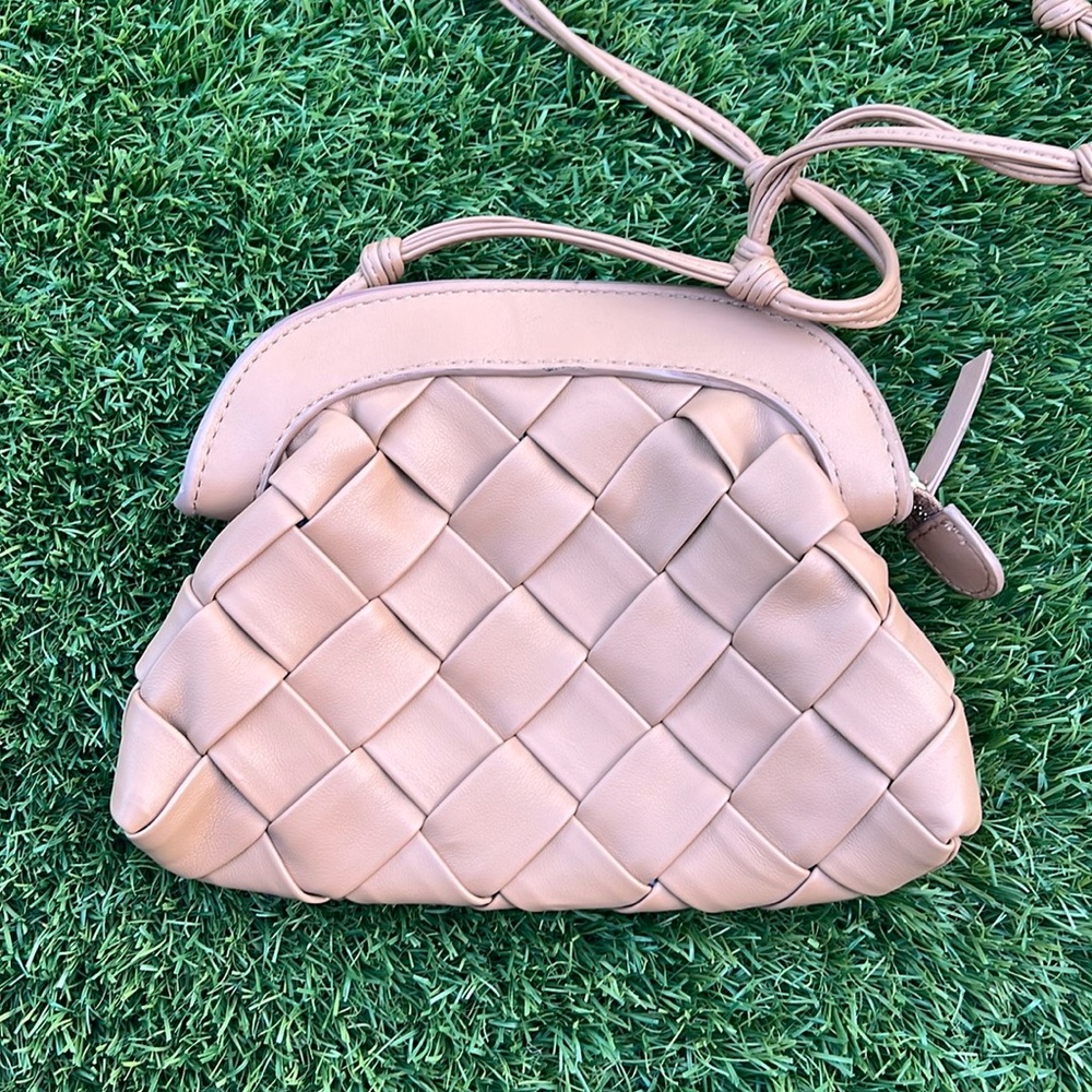 Mango Tan Mini Bag with Gold Hardware - Picture 3 of 10